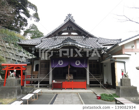 Tokujuin Temple (Toyokawa Inari Yokosuka Branch Temple) in Yokosuka City Tokujuin Temple (Toyokawa Inari Yokosuka Branch Temple) in Yokosuka City 139082934