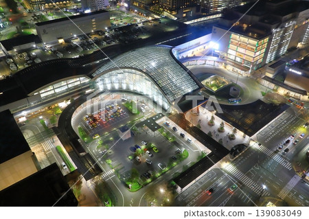 Kanazawa Station (Tzumimon/Motenashi Dome) and city night view Kanazawa Station (Tzumimon/Motenashi Dome) and city night view 139083049