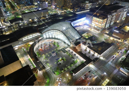Kanazawa Station (Tzumimon/Motenashi Dome) and city night view Kanazawa Station (Tzumimon/Motenashi Dome) and city night view 139083050