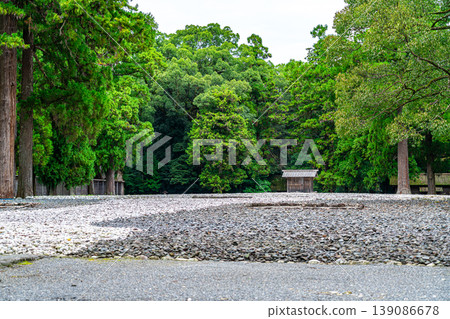 [Mie Prefecture] The ancient shrine grounds at the Outer Shrine of Ise Grand Shrine, where a sacred atmosphere permeates the area. 139086678