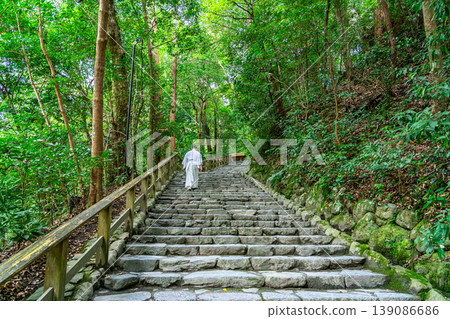 [Mie Prefecture] The Outer Shrine of Ise Grand Shrine, which exudes a sacred atmosphere. 139086686