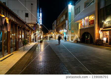 [Mie Prefecture] The approach to the Outer Shrine of Ise Grand Shrine is illuminated by soft lights. 139086701