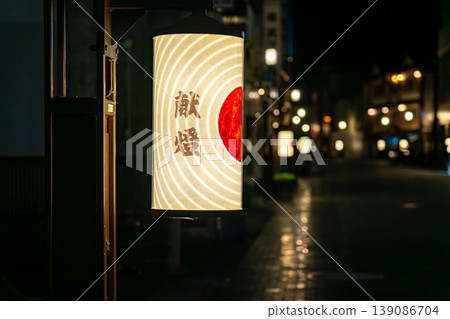 [Mie Prefecture] The approach to the Outer Shrine of Ise Grand Shrine is illuminated by soft lights. 139086704