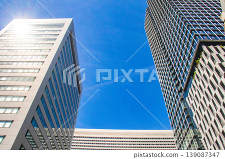 【大阪景色】大阪站南側的天空與建築 139087347