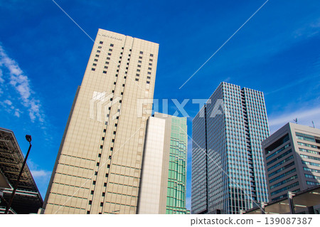 【大阪景色】大阪站南側的天空與建築 139087387
