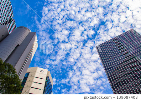 【大阪景色】大阪站南側的天空與建築 139087408