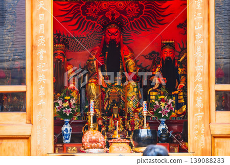 Guan Sheng Di Jun, the principal deity of Xingtian Temple in Taipei. Guan Sheng Di Jun, the principal deity of Xingtian Temple in Taipei. 139088283