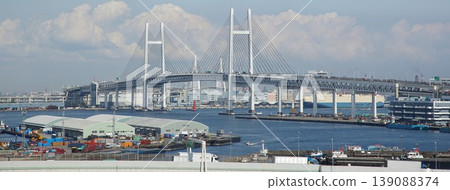 從港景公園看到的橫濱灣大橋 139088374