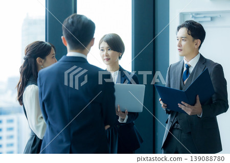 Businessmen having a meeting Businessmen having a meeting 139088780