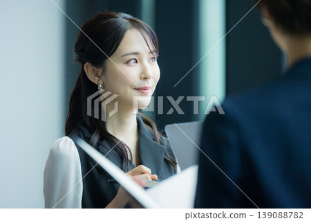 商人開會 商人開會 139088782