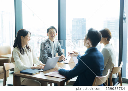Businessmen having a meeting Businessmen having a meeting 139088784