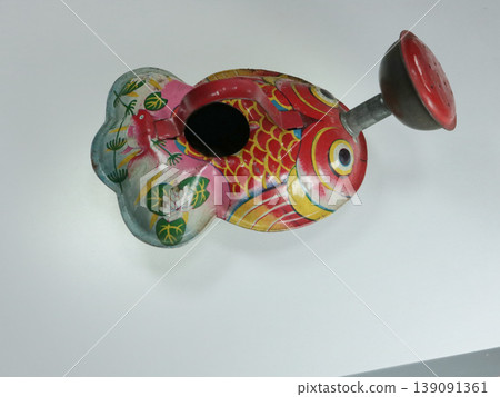 鐵皮玩具“澆水壺” 139091361