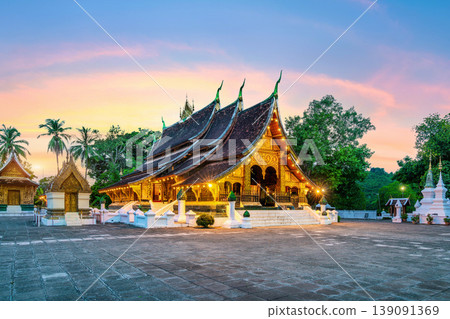 Wat Xieng Thong (Golden City Temple) at sunset in Luang Prabang, Laos. 139091369