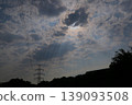 太陽插入雲層 139093508