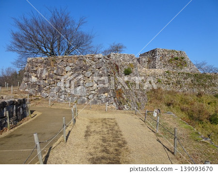 Takeda Castle (Asago City, Hyogo Prefecture), photographed in December 2025. 139093670