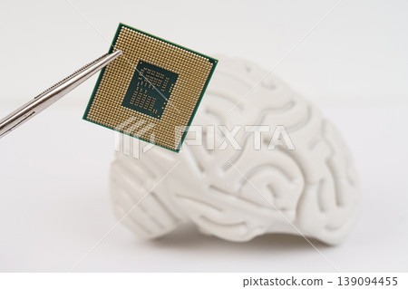 Human brain and computer chip. Human brain and computer chip. 139094455