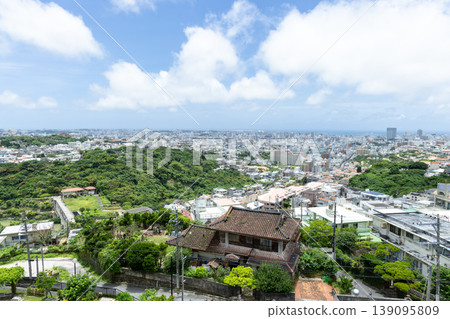 從雨井岳展望台看到的景色 從雨井岳展望台看到的景色 139095809