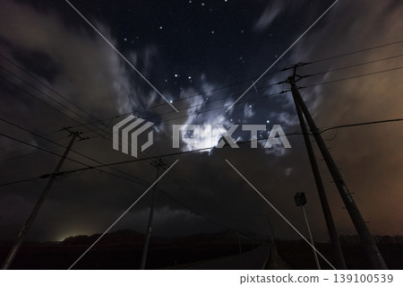 星星和雲彩 139100539
