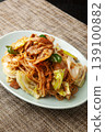 Twice-cooked meat fried noodles 139100882