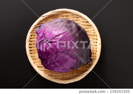 [Aichi Prefecture] Purple Cabbage 139101505