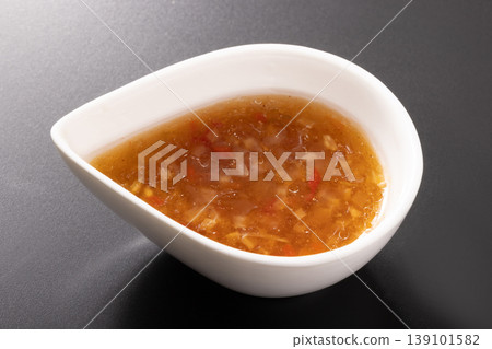 芹菜醬(山形縣產芹菜、洋蔥、辣椒粉) 芹菜醬(山形縣產芹菜、洋蔥、辣椒粉) 139101582