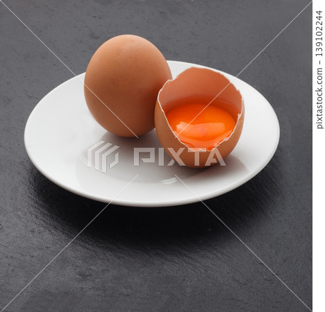 Egg (Studio Photography) Egg (Studio Photography) 139102244