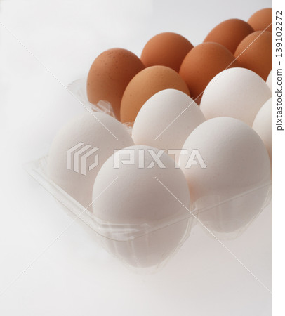 Egg (Studio Photography) Egg (Studio Photography) 139102272