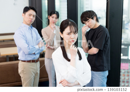 Business person worried in the office Business person worried in the office 139103152