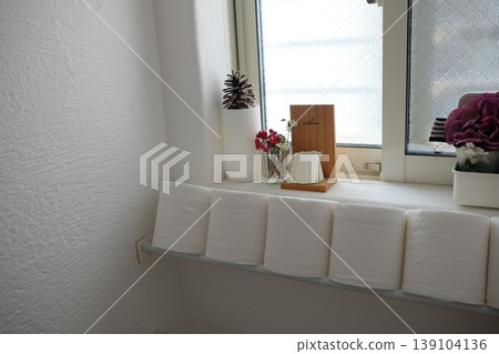 Stylish toilet space 139104136