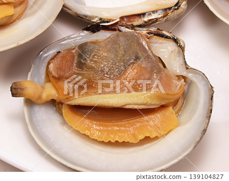 Boiled Kagamigai 139104827
