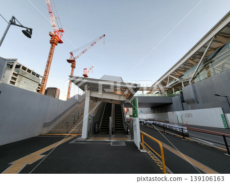 Takanawa Gateway Station under construction, November 2022 Takanawa Gateway Station under construction, November 2022 139106163