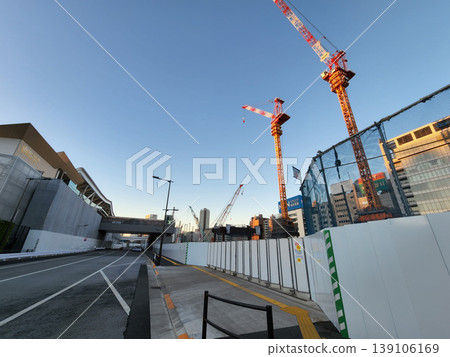 Takanawa Gateway Station under construction, November 2022 139106169
