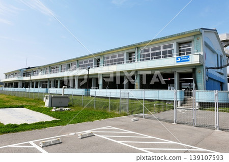 【位於浪江町的「浪江町宇田小學」地震受損建築外觀】 【位於浪江町的「浪江町宇田小學」地震受損建築外觀】 139107593