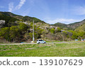 Please enjoy the mountain cherry blossoms blooming in the mountains of Sakaki Town, Hanishina District, Nagano Prefecture. 139107629