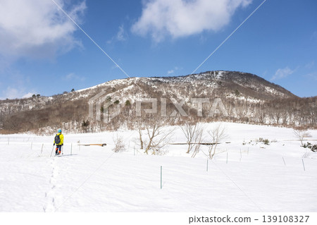 雪道徒步加賀大山的形象 雪道徒步加賀大山的形象 139108327