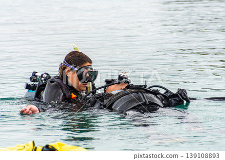 Diving course Diving course 139108893