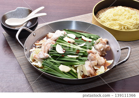 Motsunabe (offal hot pot), hot pot dish, Korean food, hormone hot pot, image material Motsunabe (offal hot pot), hot pot dish, Korean food, hormone hot pot, image material 139111366