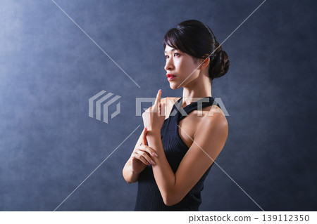 Beauty black background middle woman 139112350