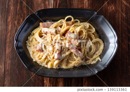 Bacon Carbonara Pasta 139113361