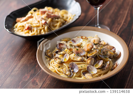 Clam Vongole Bianco Pasta 139114638