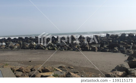 大西洋的岩石海岸 139115173