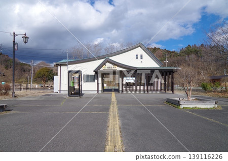 Iwaki-Tokiwa Station on the Ban'etsu East Line Iwaki-Tokiwa Station on the Ban'etsu East Line 139116226