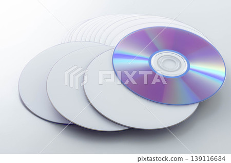 堆疊 CD 光碟和一張光碟 堆疊 CD 光碟和一張光碟 139116684