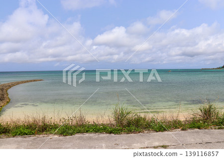 The emerald blue sea of Okinawa The emerald blue sea of Okinawa 139116857