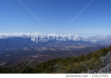 Winter scenery of Mt. Amigasa and Mt. Nishidake in late February (Fujimi Town, Nagano Prefecture and Hokuto City, Yamanashi Prefecture) Winter scenery of Mt. Amigasa and Mt. Nishidake in late February (Fujimi Town, Nagano Prefecture and Hokuto City, Yamanashi Prefecture) 139117493