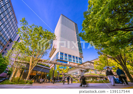 日本橫濱城市景觀,4月21日。照片展示了橫濱關內塔及關內站前的其他建築物。 日本橫濱城市景觀,4月21日。照片展示了橫濱關內塔及關內站前的其他建築物。 139117544