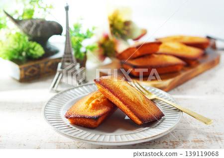 Financier Financier 139119068