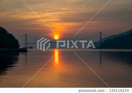 秋田橋上的日出 秋田橋上的日出 139119254