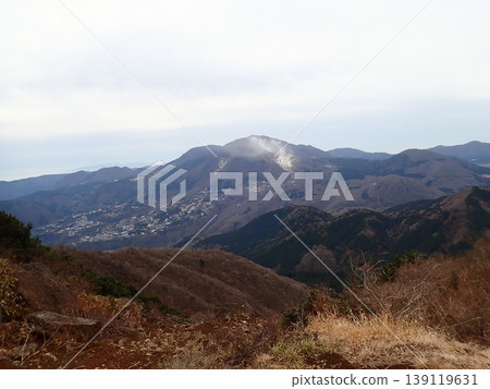 月中時遊覽金時山和妙神岳(神奈川縣箱根町和南足柄市;靜岡縣大山町) 月中時遊覽金時山和妙神岳(神奈川縣箱根町和南足柄市;靜岡縣大山町) 139119631