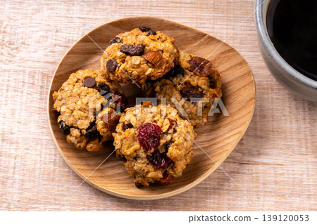 Oatmeal Cookie Oatmeal Cookie 139120053